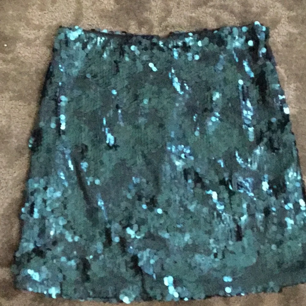 Sequin mini skirt - Picture 2 of 8